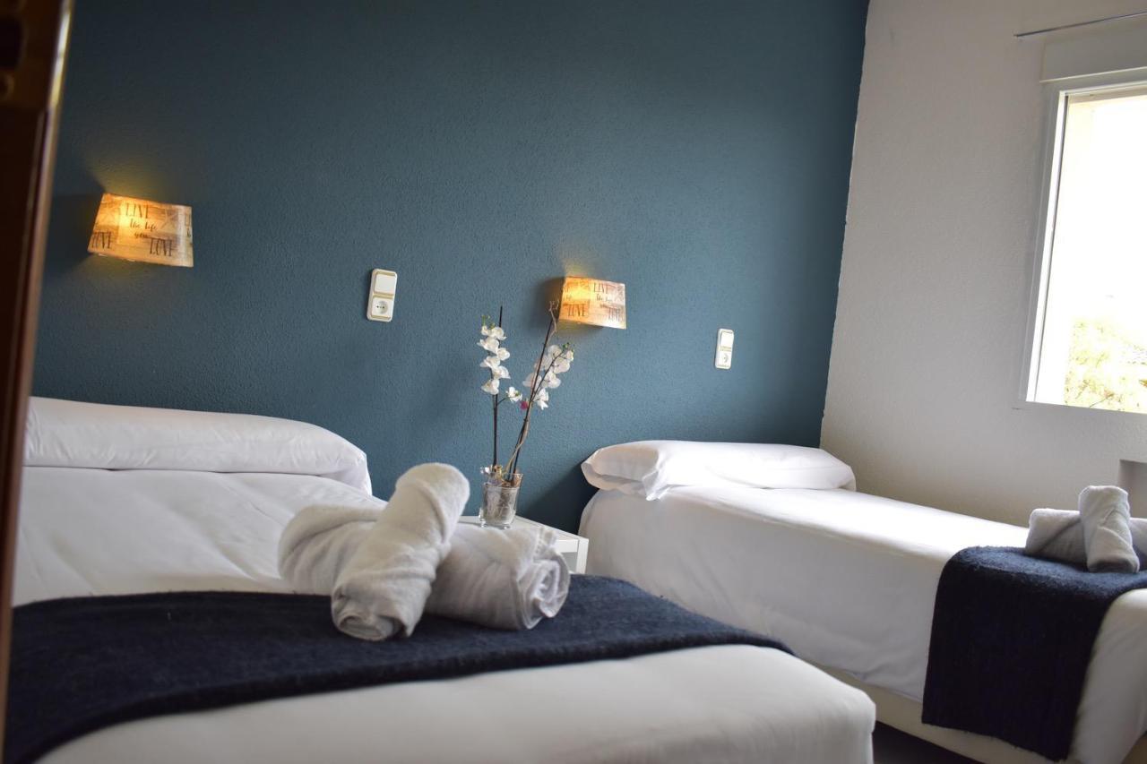 Hotel El Ancla Villanueva de la Cañada Eksteriør bilde