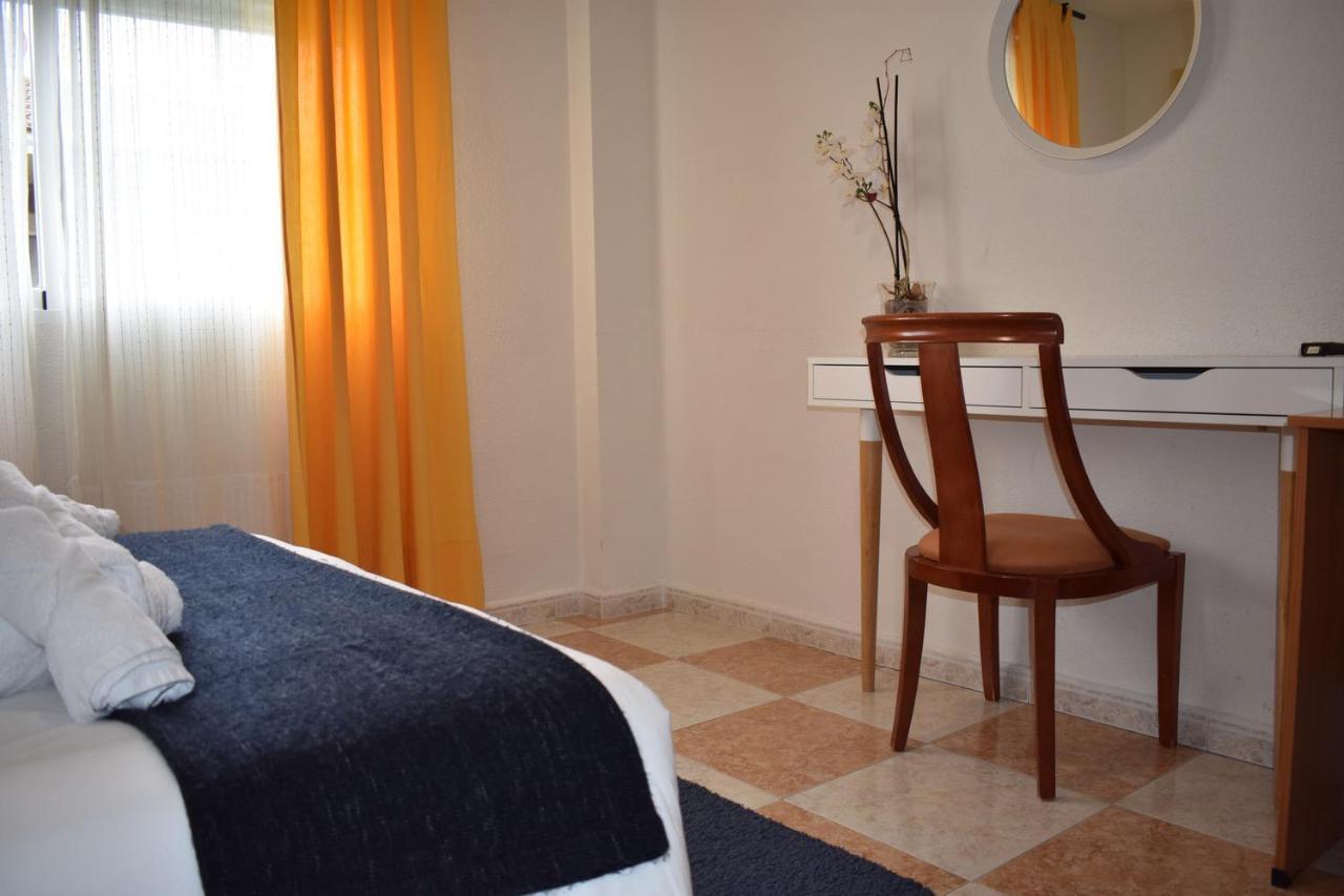 Hotel El Ancla Villanueva de la Cañada Eksteriør bilde