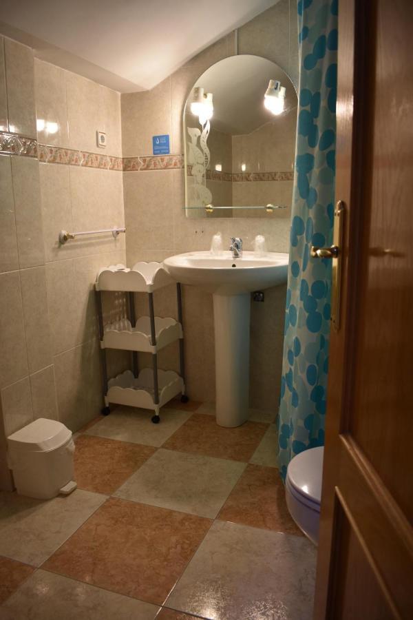 Hotel El Ancla Villanueva de la Cañada Eksteriør bilde