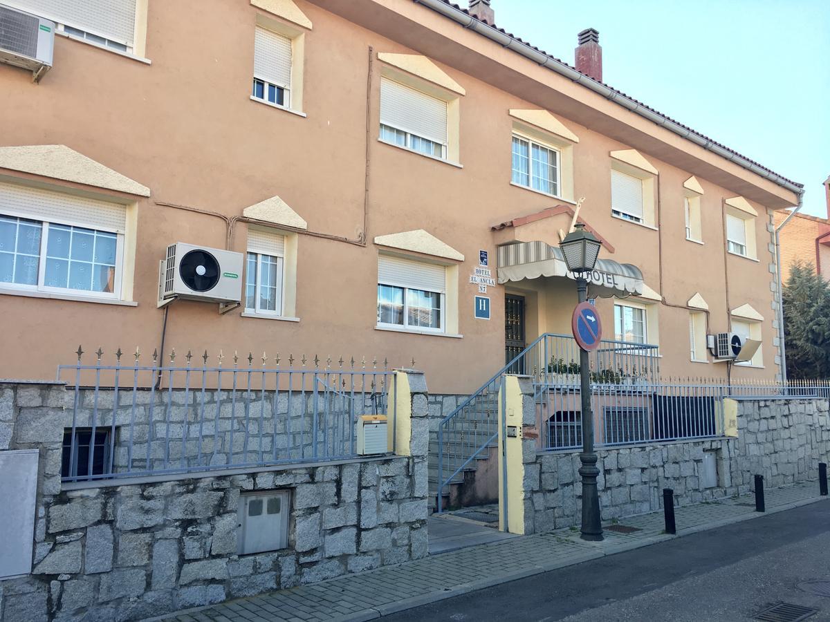 Hotel El Ancla Villanueva de la Cañada Eksteriør bilde