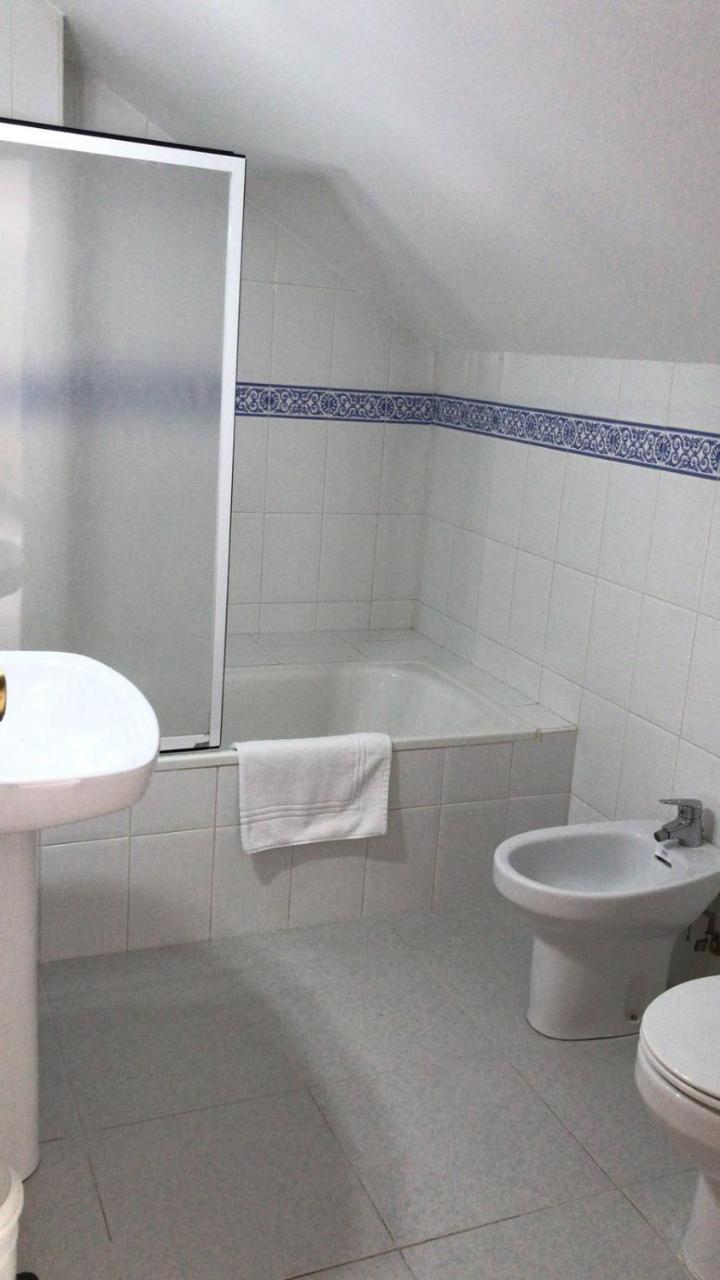 Hotel El Ancla Villanueva de la Cañada Eksteriør bilde