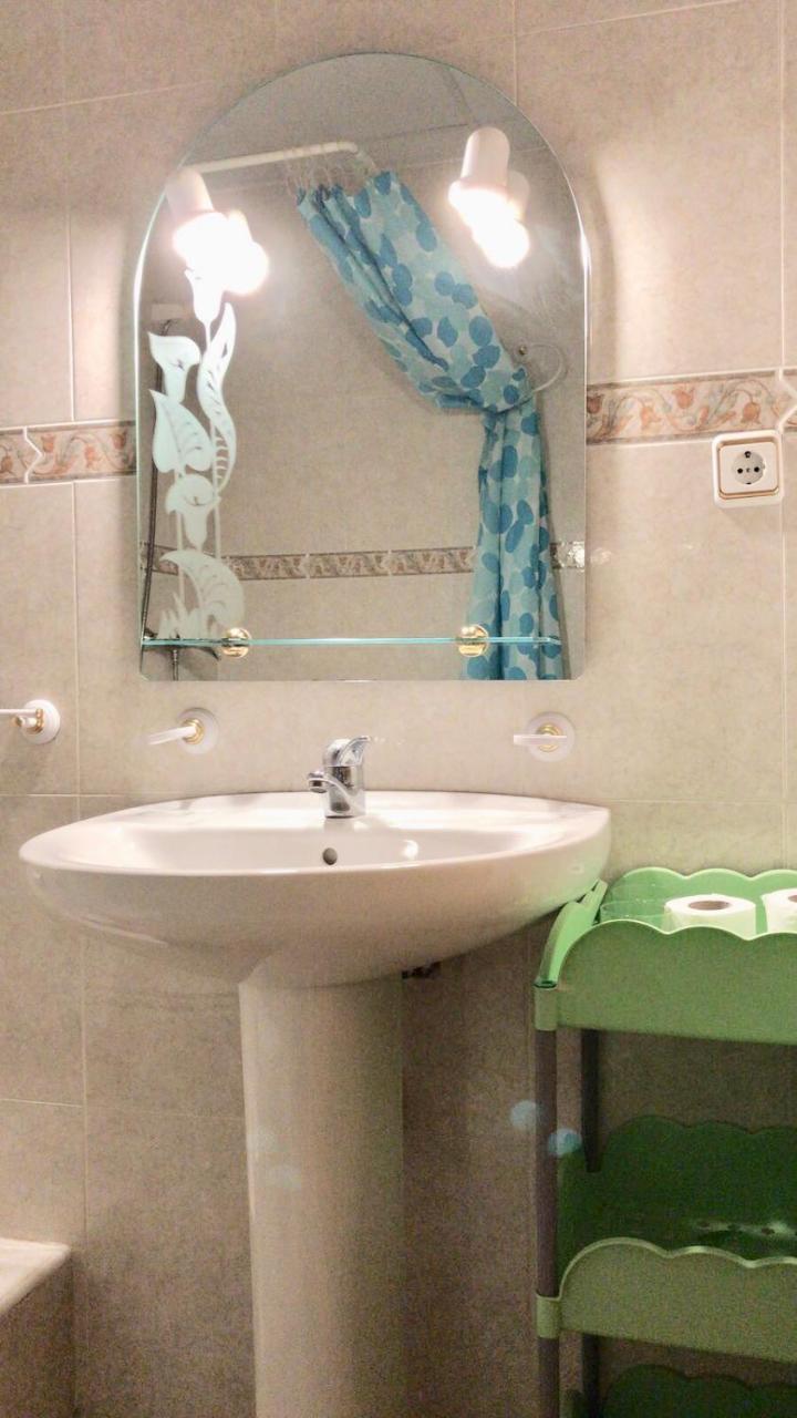 Hotel El Ancla Villanueva de la Cañada Eksteriør bilde